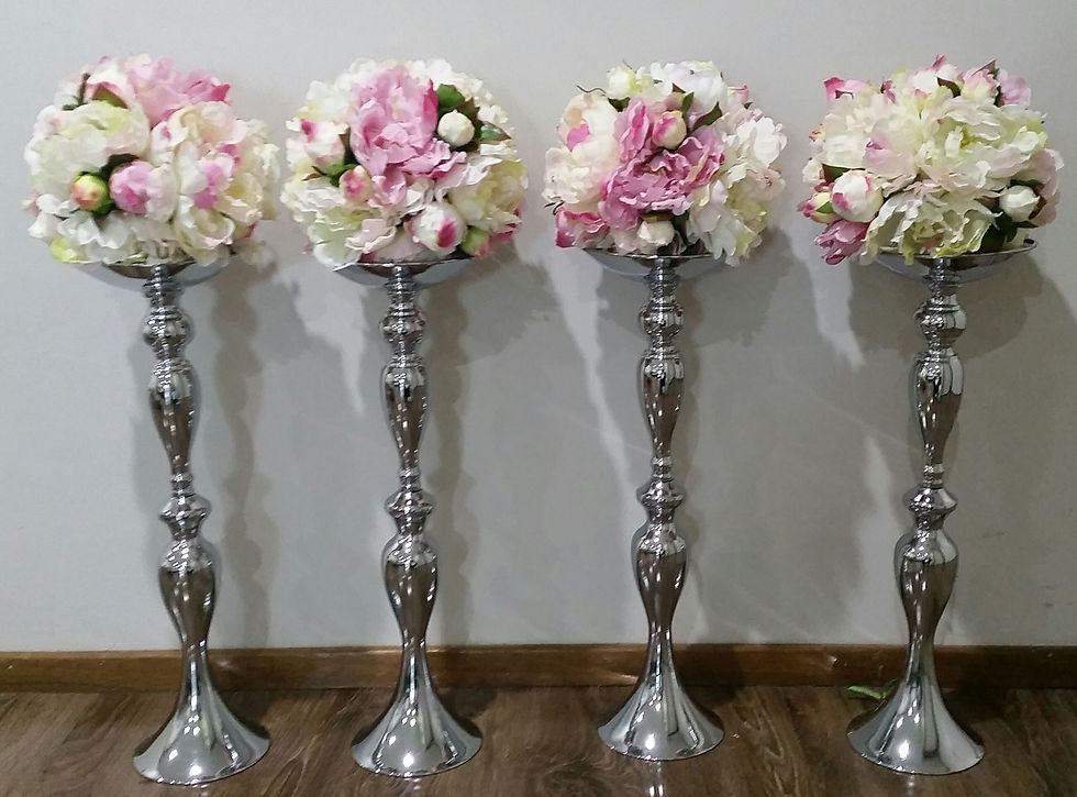 Thumbnail: Centrepieces- medium