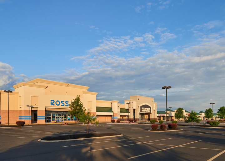 Benner Pike Shops HFL Corporation