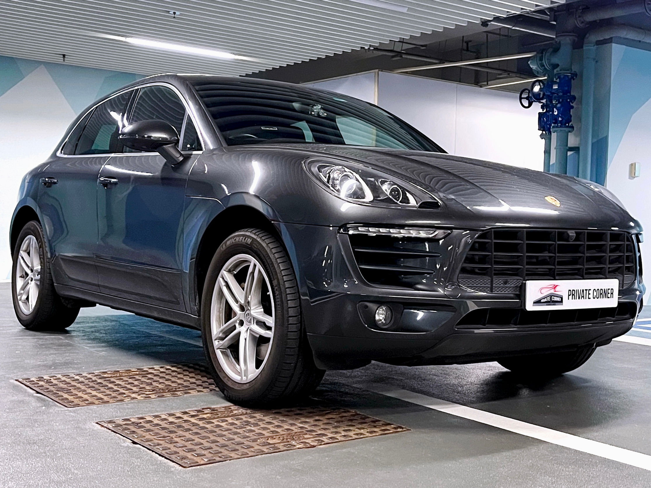 2017 PORSCHE MACAN S