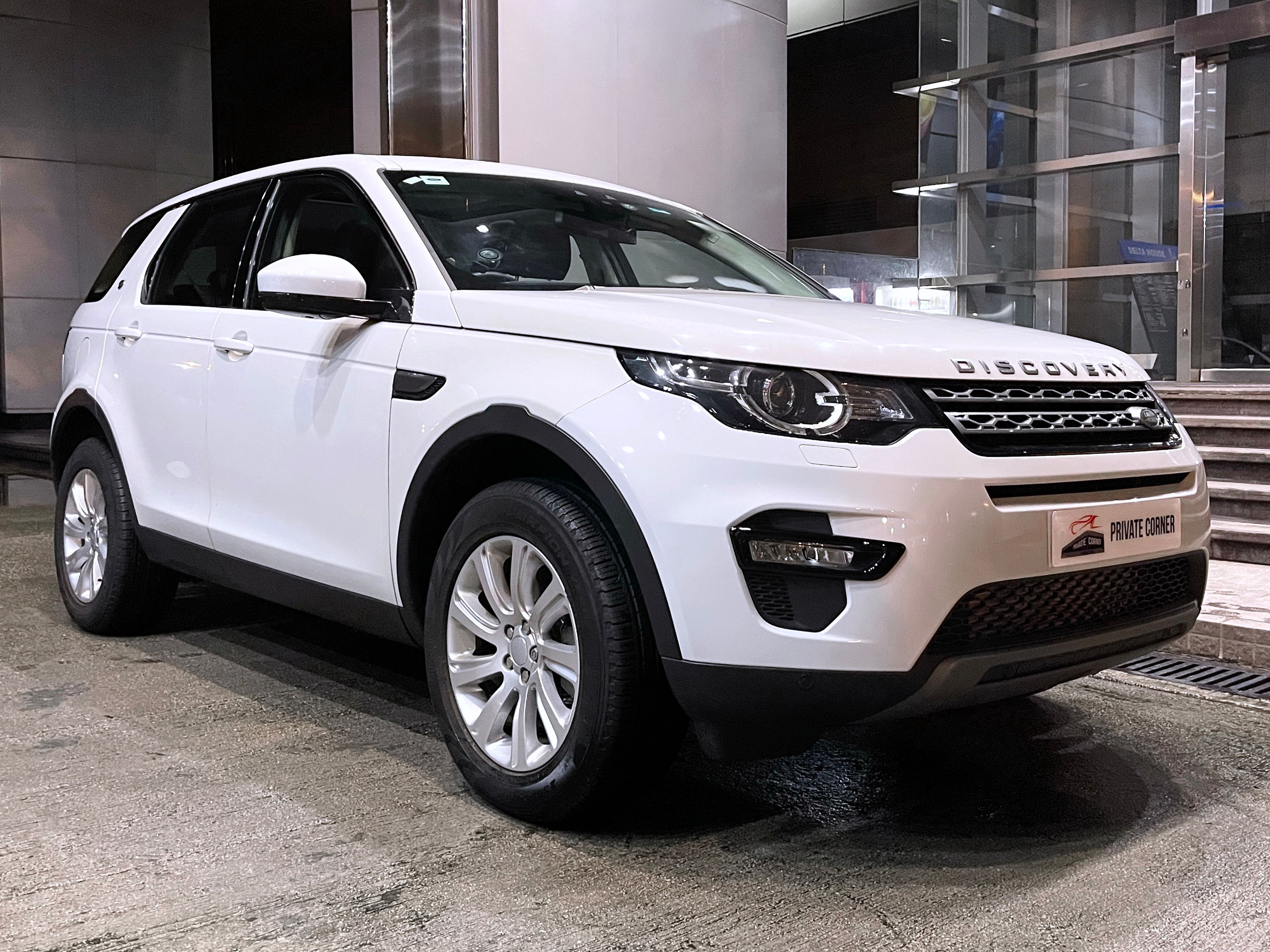 (SOLD) 2015 LAND ROVER DISCOVERY SPORT SE