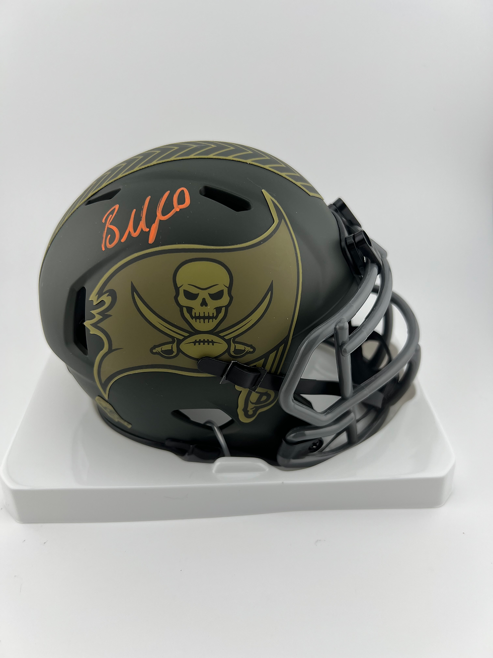 Baker Mayfield Autographed STS4 (2025) Buccaneers Mini Helmet (Beckett)
