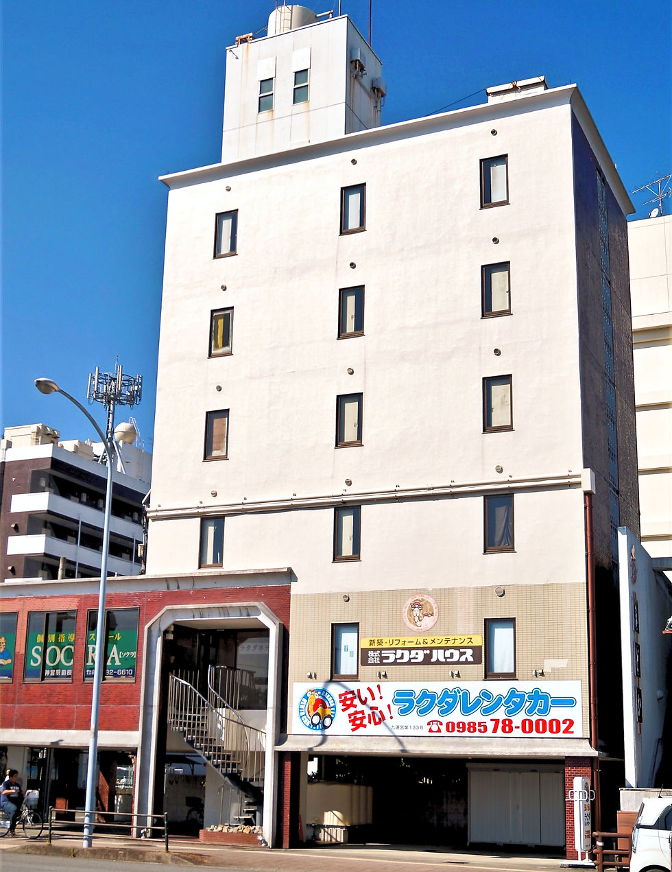 ラクダホテル神宮