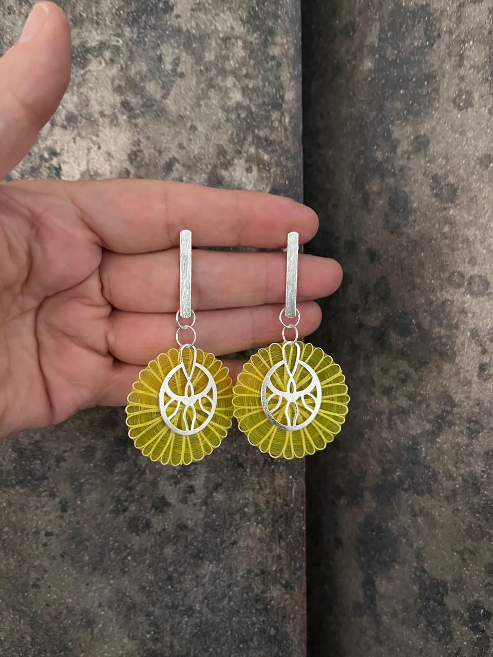 Aros Silver Crin largos amarillo
