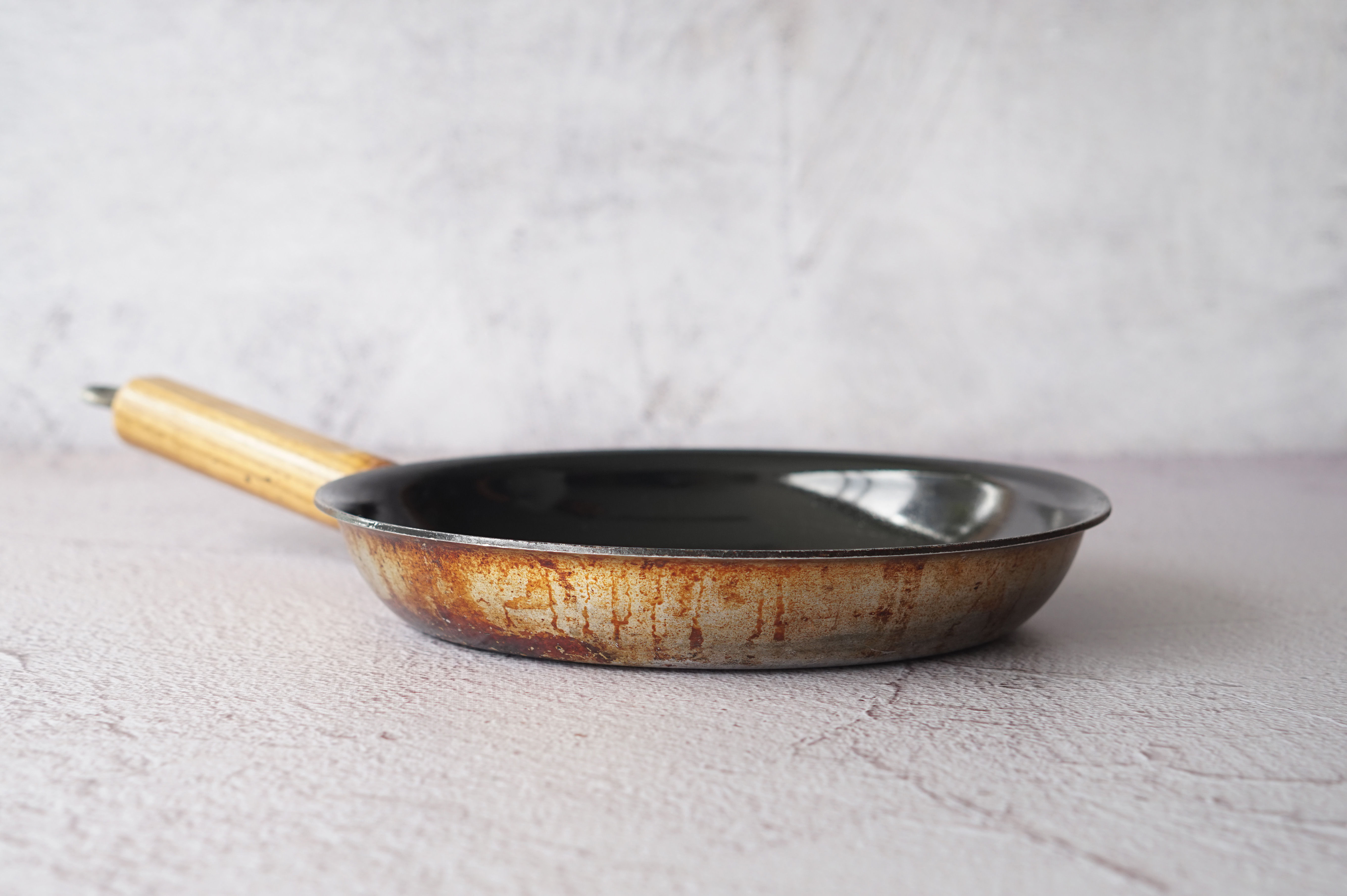 SARTÉN ALUMINIO TEFLÓN MEDIANA