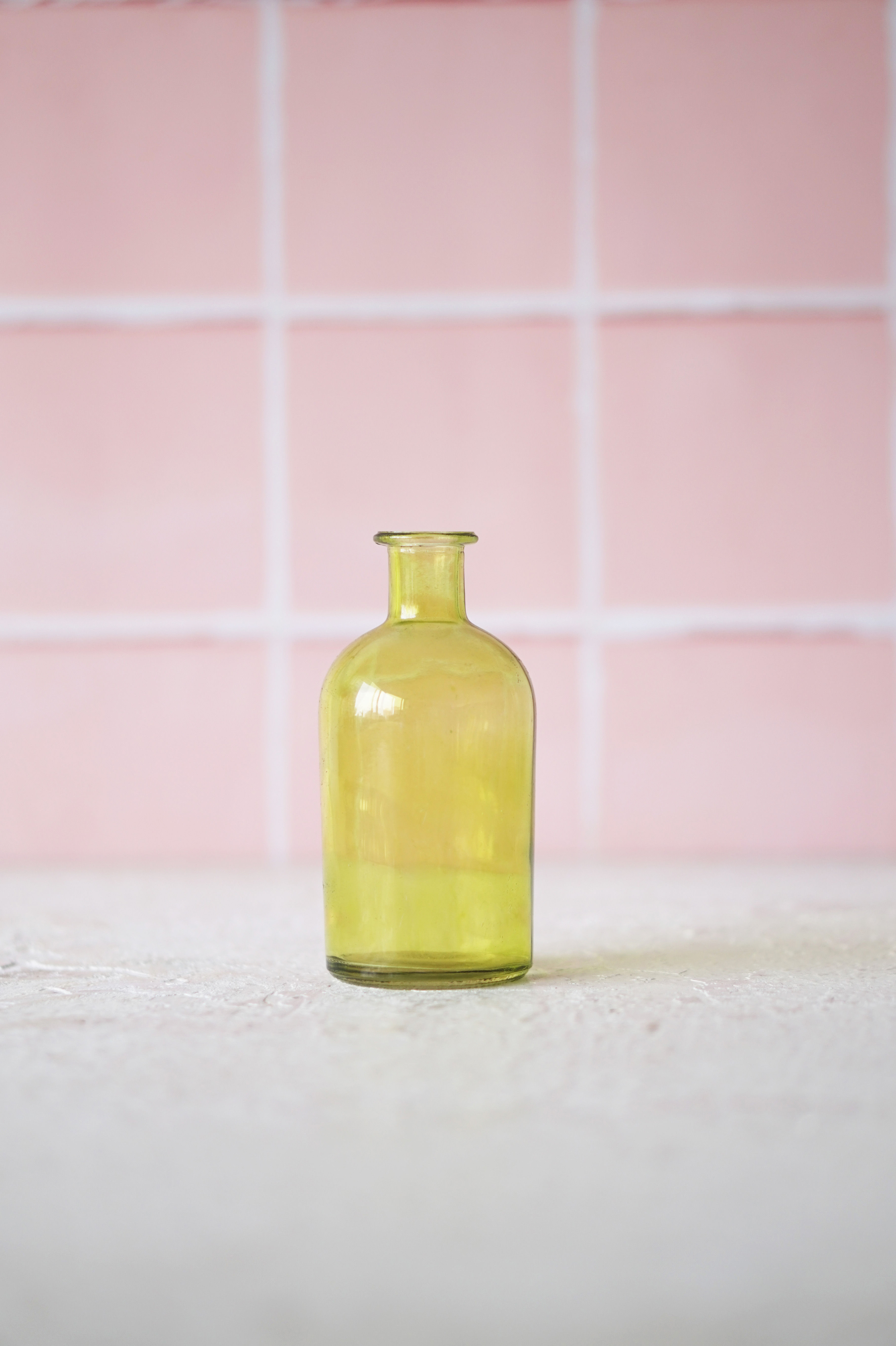 BOTELLA VIDRIO PEQUEÑA DISEÑO AMARILLA