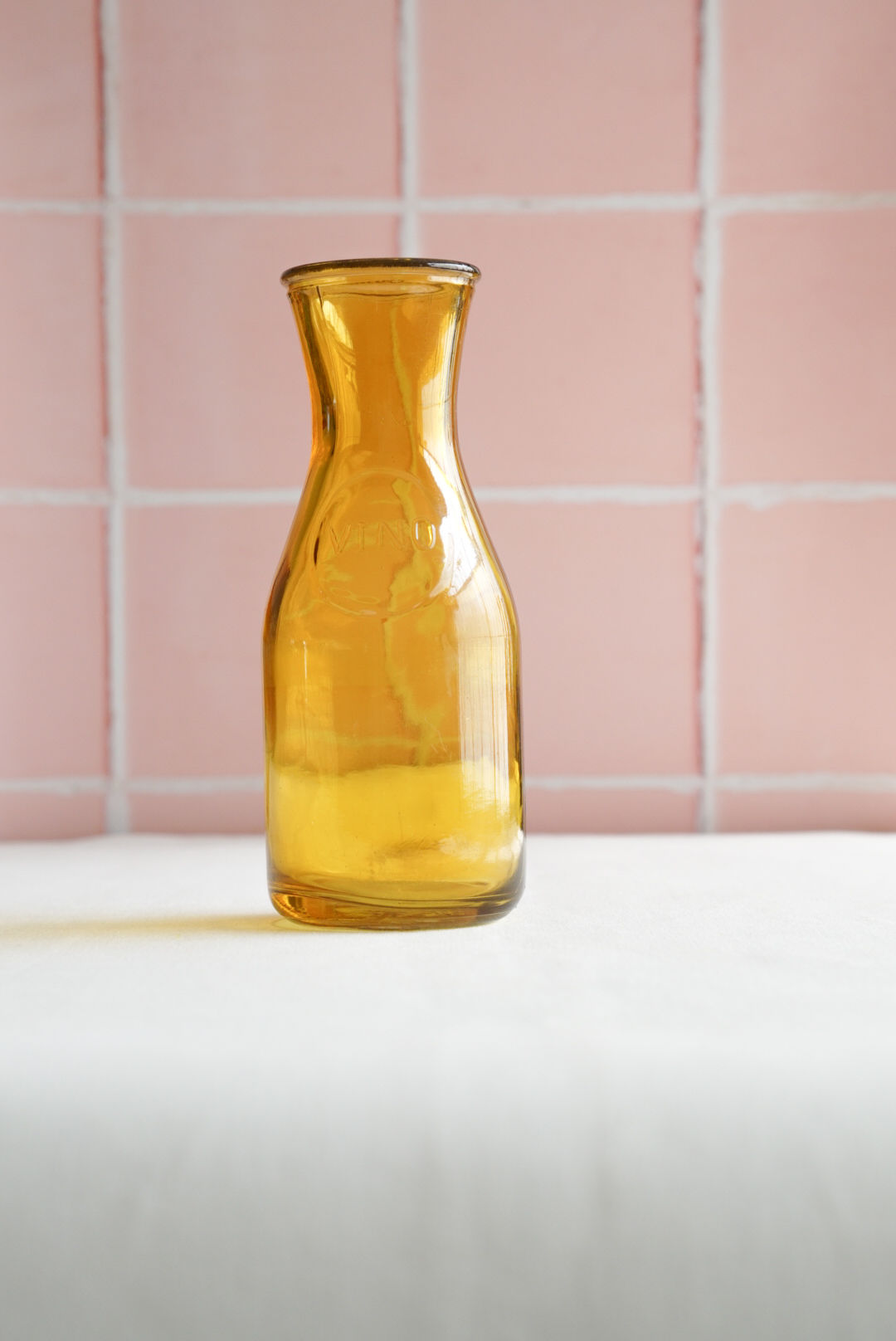 BOTELLA VIDRIO GRANDE TEXTURA AMARILLA