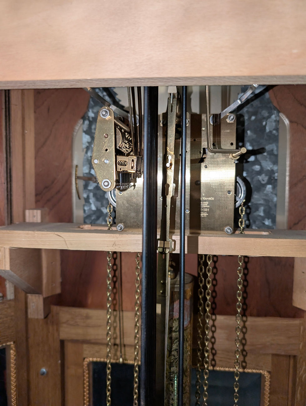 Miniatura: Howard Miller Triple Chime Golden Oak Grandfather Clock 