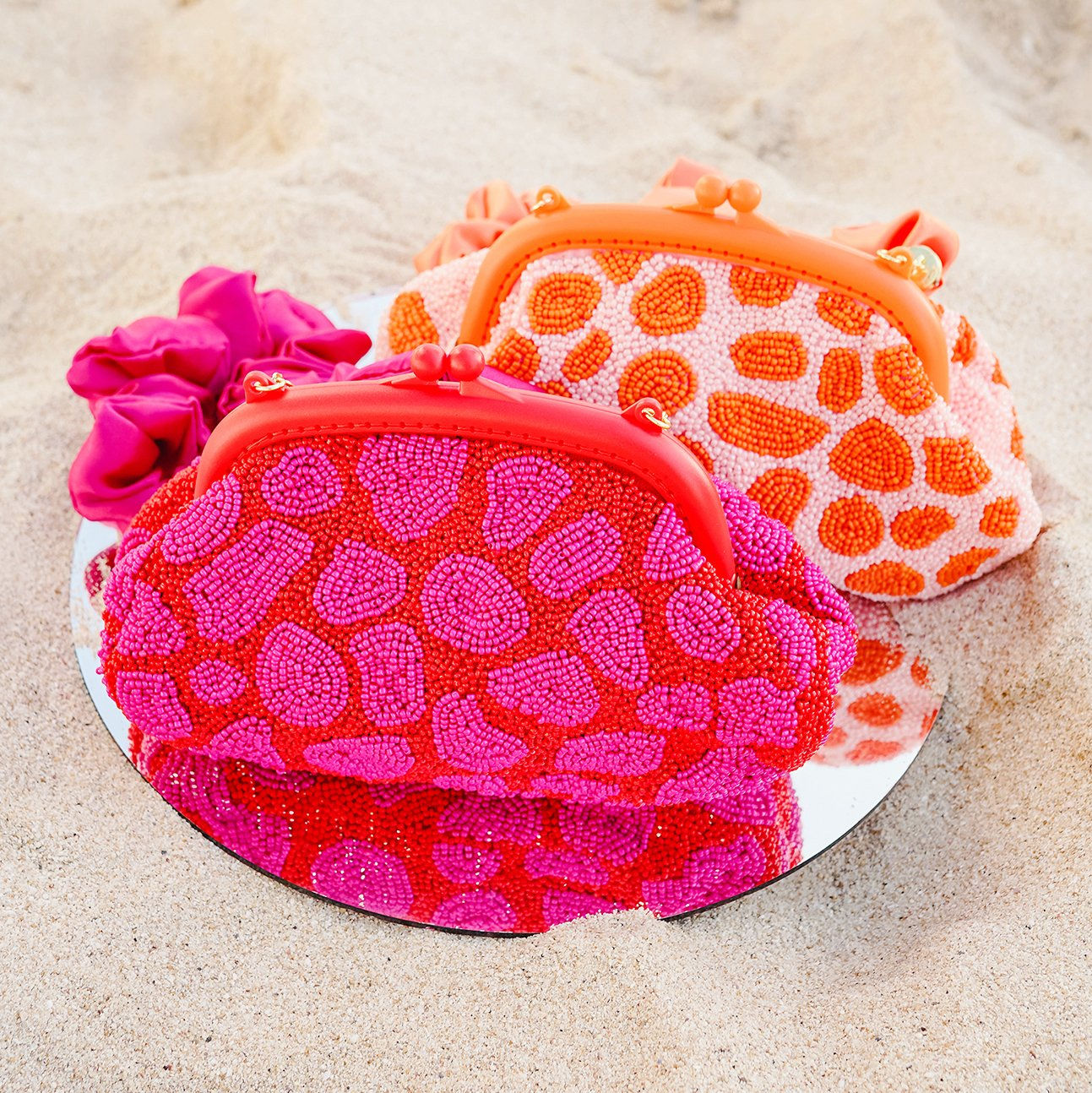 ARNOLDI JEAN Hand-beaded Clutch, in Red & Pink (Pr