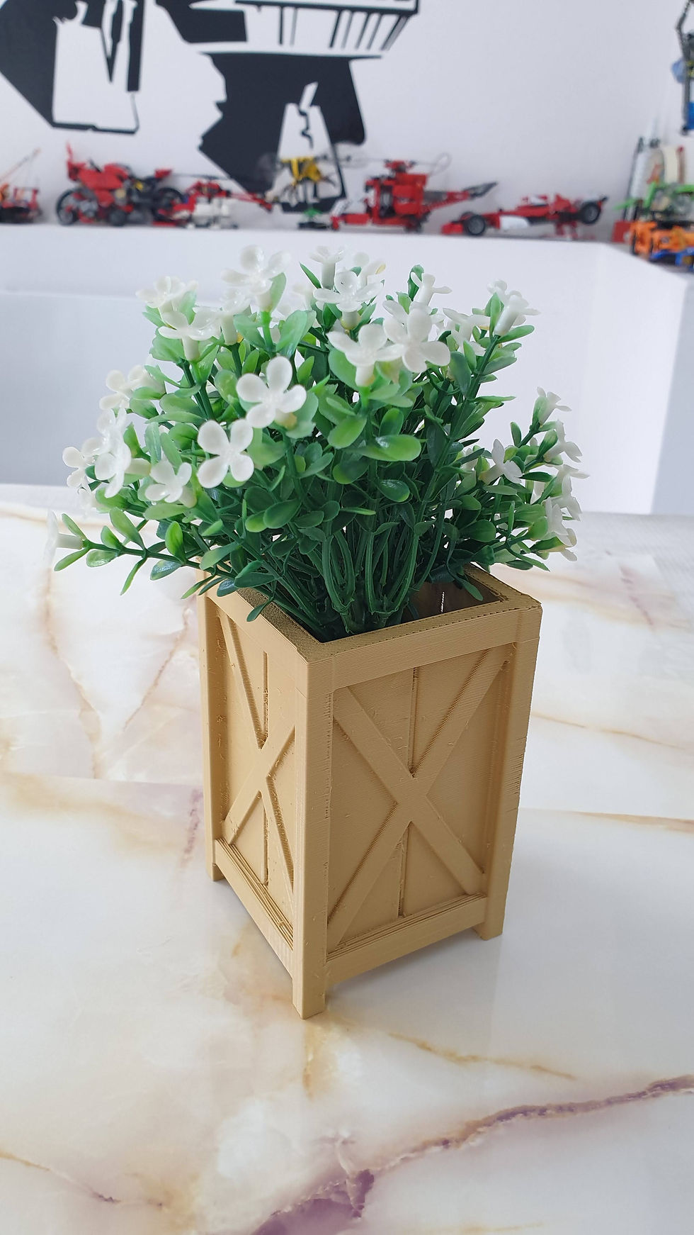 Küçük resim: 3D Baskı Ahşap Kutu Görünümlü Saksı