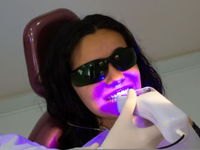 The Pros and Cons of Zoom Teeth Whitening