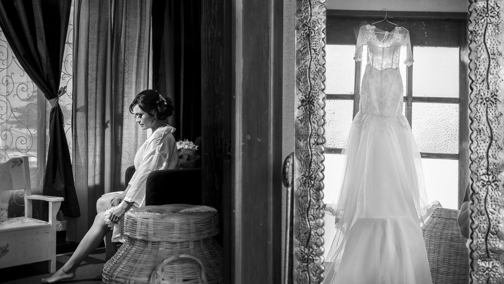CADS Photography Edmonton photographer wedding bride