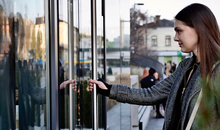 Find the best custom glass doors in the Greater Bay Area. San Mateo Glass specializes in residential and commercial installations, from sliding doors to storefronts. Get a free estimate today.