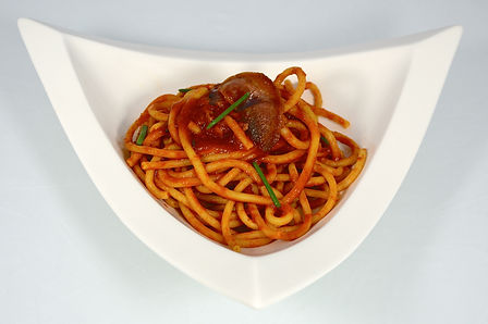 Bucatini tomato sauce