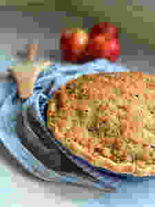 Apple Crumb Pie