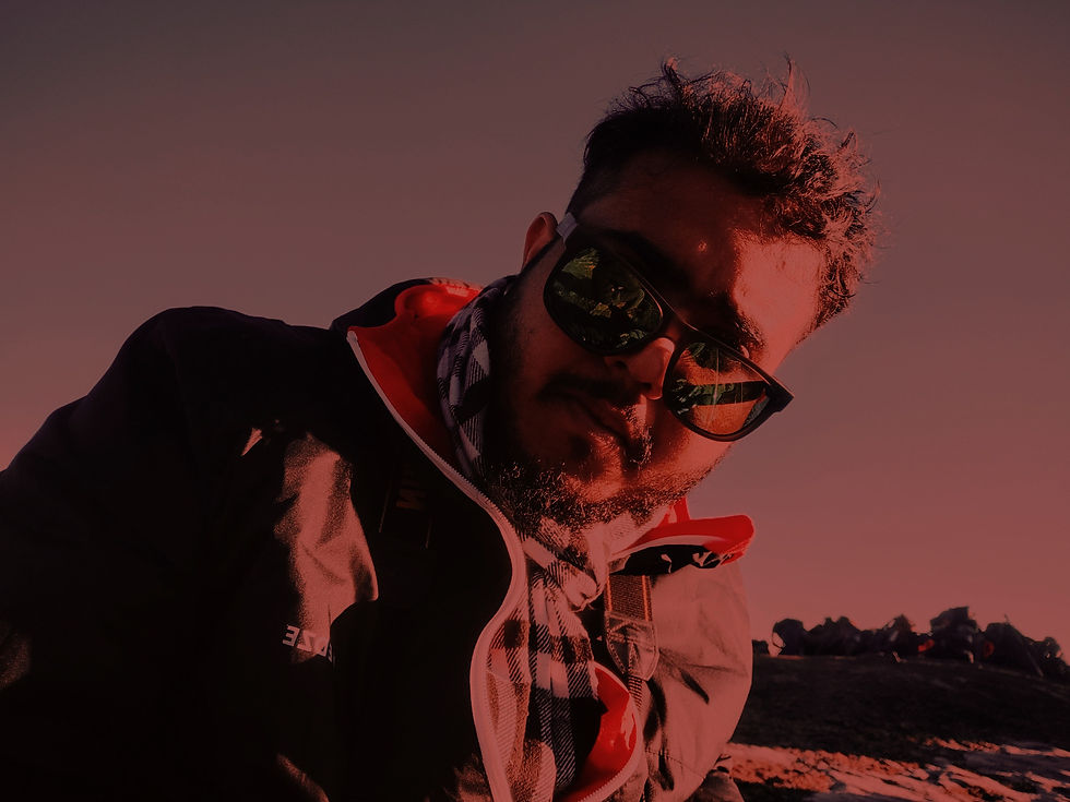 2022-04-15 04.56_edited.jpg