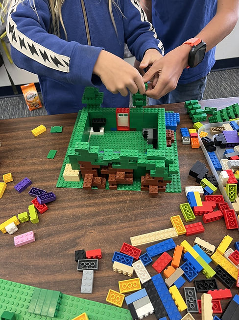Huck Lego Class 2.jpg