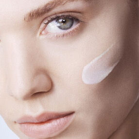 Γιατί είναι καλό να χρησιμοποιείτε αντηλιακό όλες τις εποχές του χρόνου