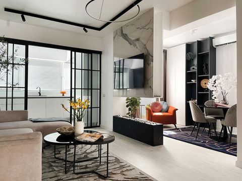 Zonă de zi modernă cu dining și living open space – Bianca Ivan Interior Design.
