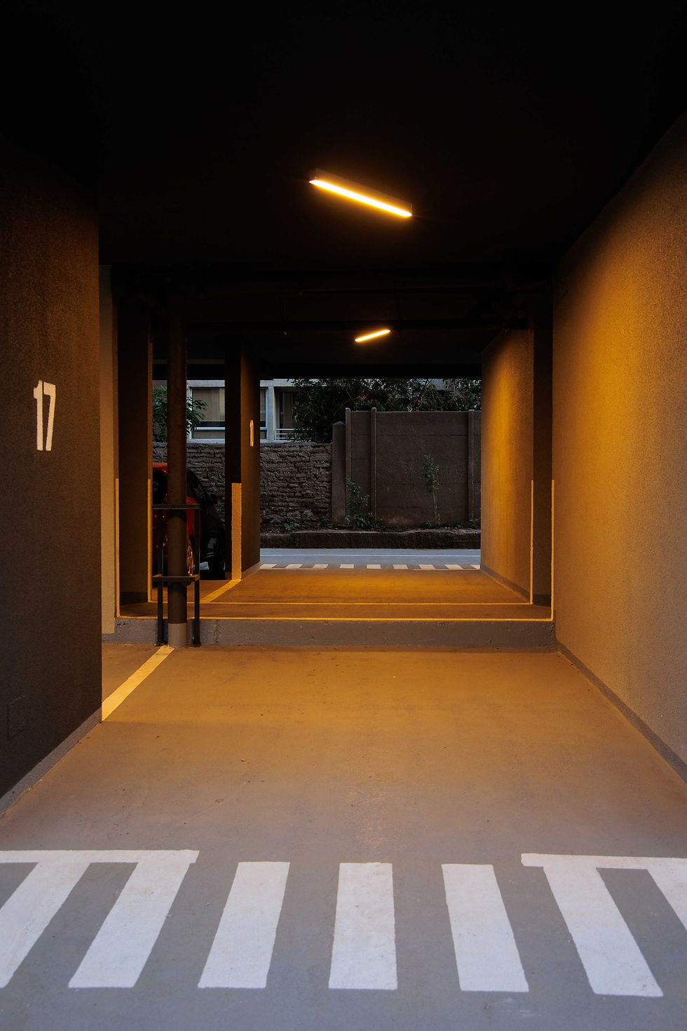 EDIFICIO WALKER MARTINEZ