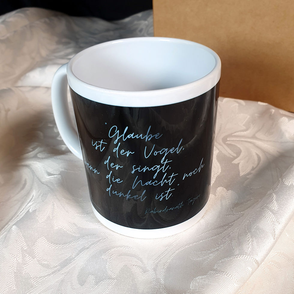 Thumbnail: Tasse Papagei Spruch "Glaube ist der Vogel..."