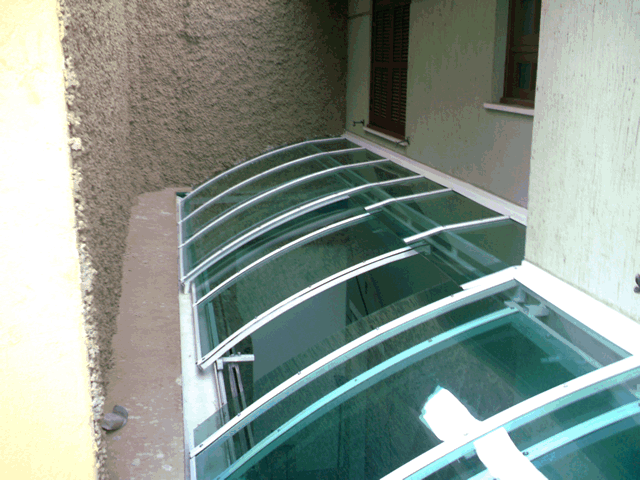 Retrátil Verde.