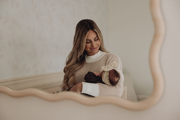 cleveland newborn photographer
