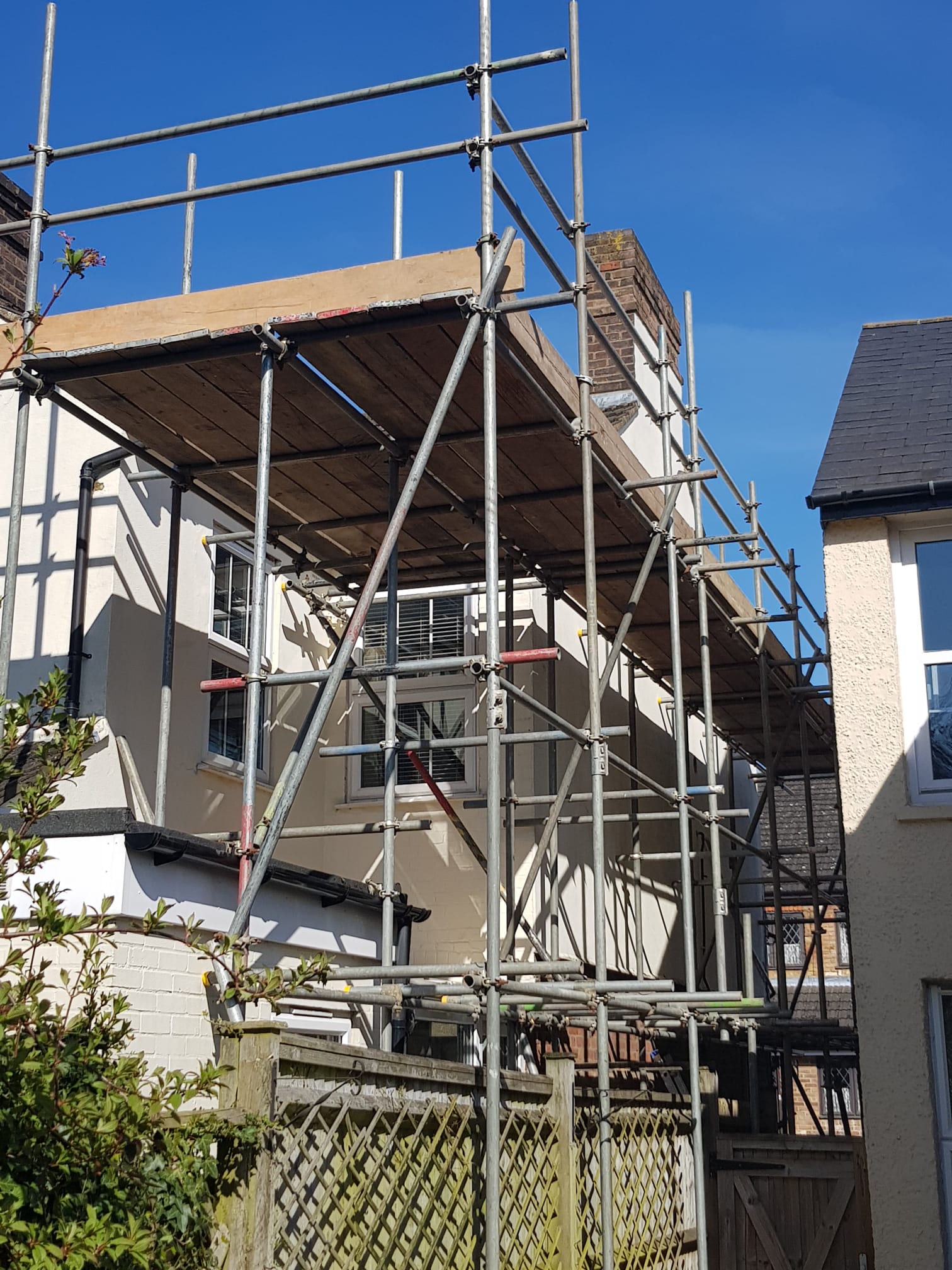 Scaffolding to roofline for repairs and refurbishment