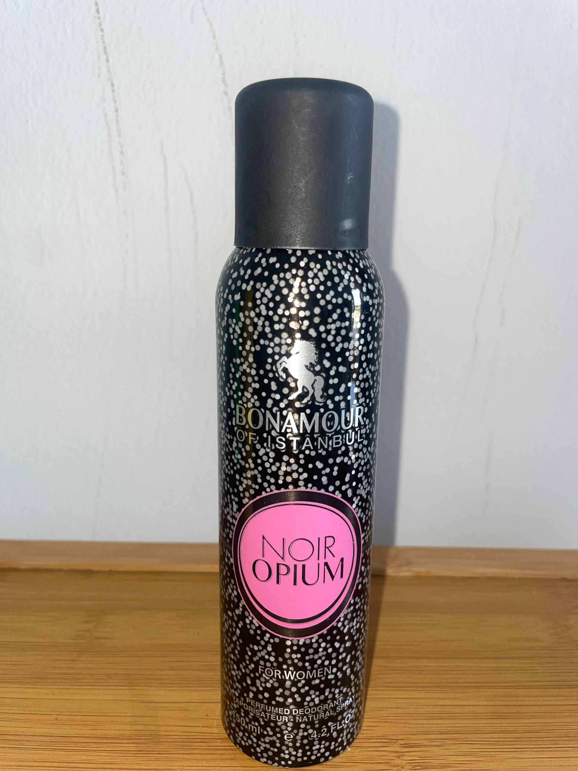 Parfum noir opium