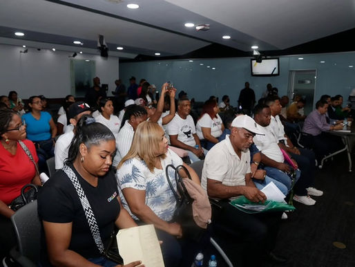 Por el Derecho al Trabajo y la Vida DIPUTADOS INSTALAN MESA DE DIÁLOGO PARA ANALIZAR TEMA DE BUHONEROS EN PANAMÁ