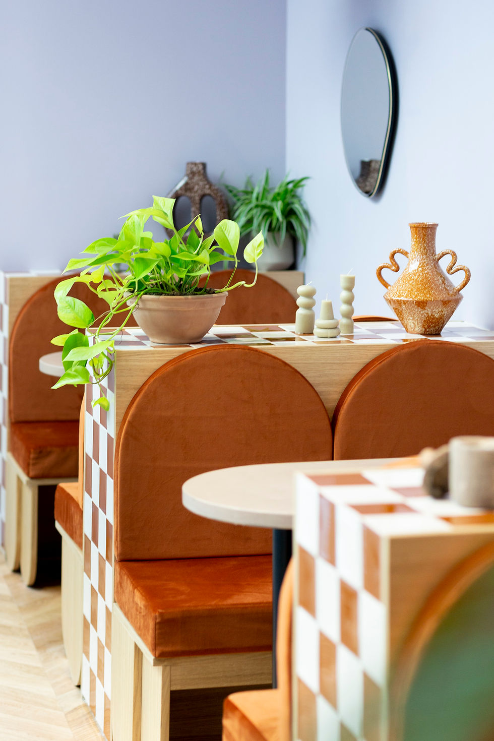 Coussins sur mesure en velours confectionnés en forme d'arche
