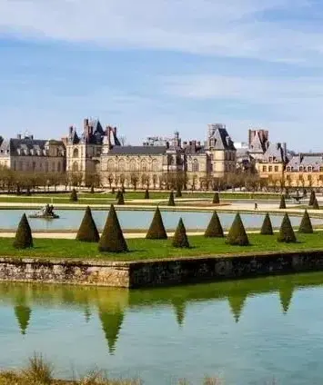 CHÂTEAU DE FONTAINEBLEAU