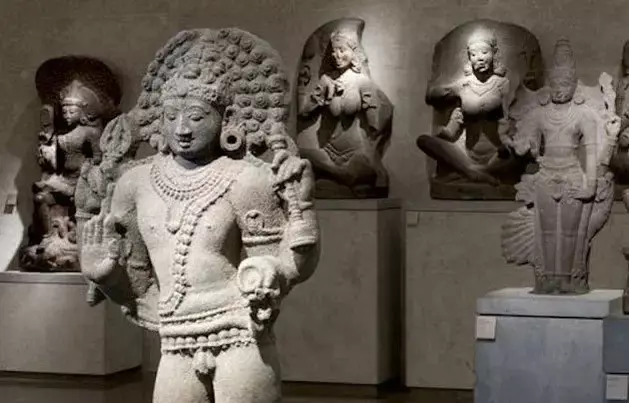 MUSÉE DES ARTS ASIATIQUES • GUIMET