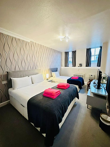 WhatsApp Image 2025-12-09 at 10.56.16 (1).jpeg