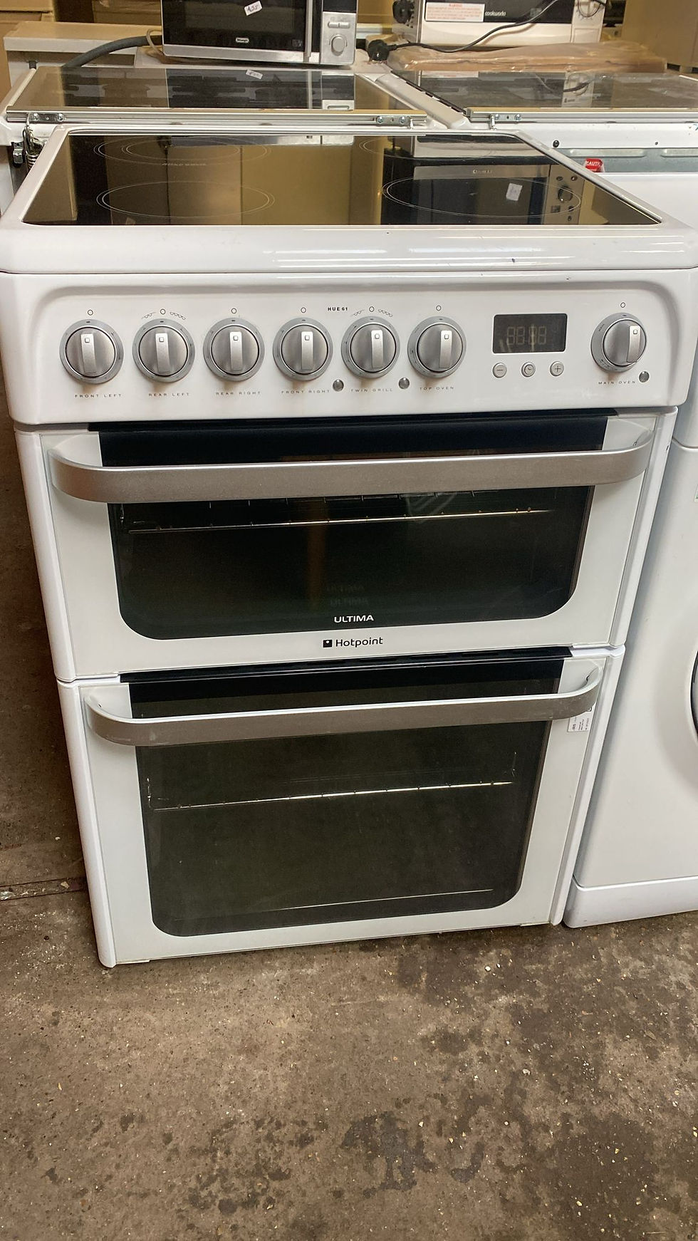 Thumbnail: Hotpoint Ultima 60cm Ceramic Electric Cooker