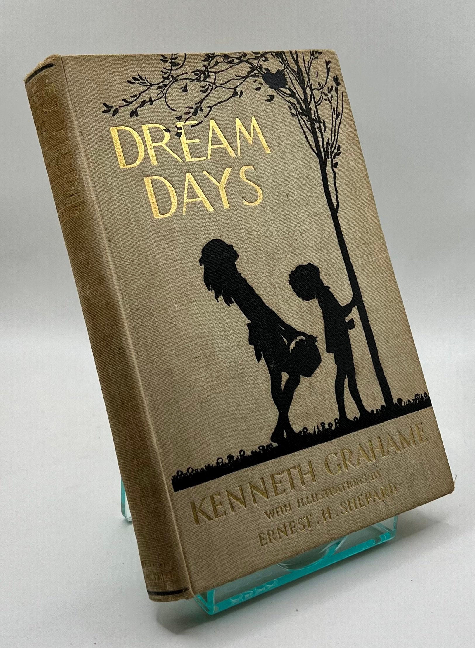 Dream Days by Kenneth Grahame