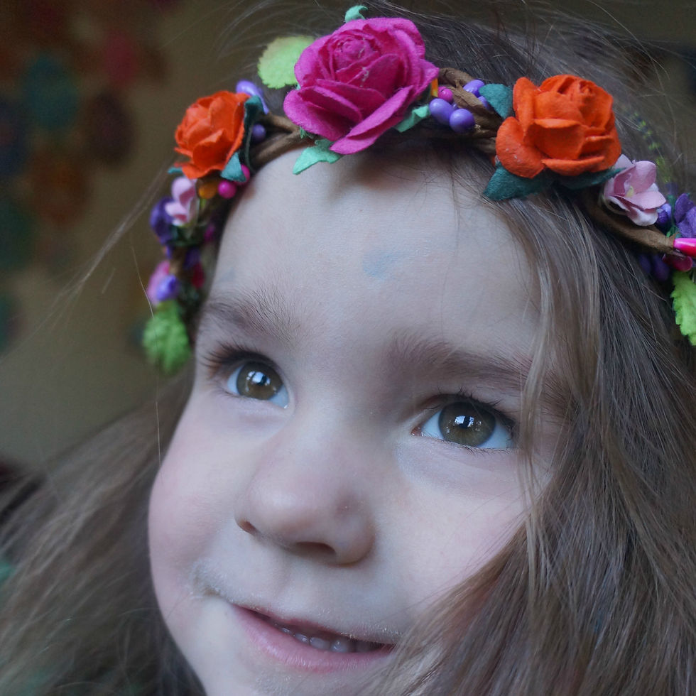 Rustic crown in orange, pink