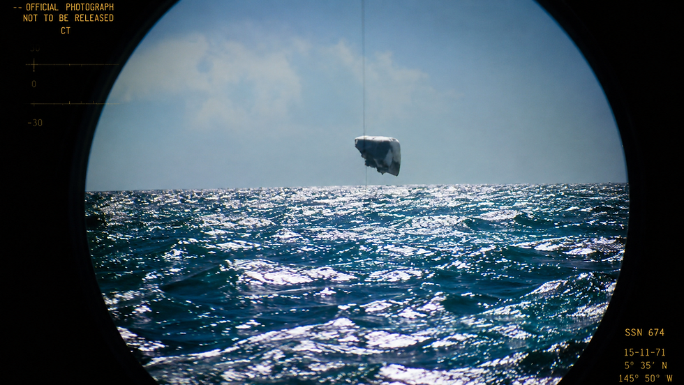Mistério sob o gelo: as lendárias fotografias vinculadas ao USS Trepang (SSN-674).
