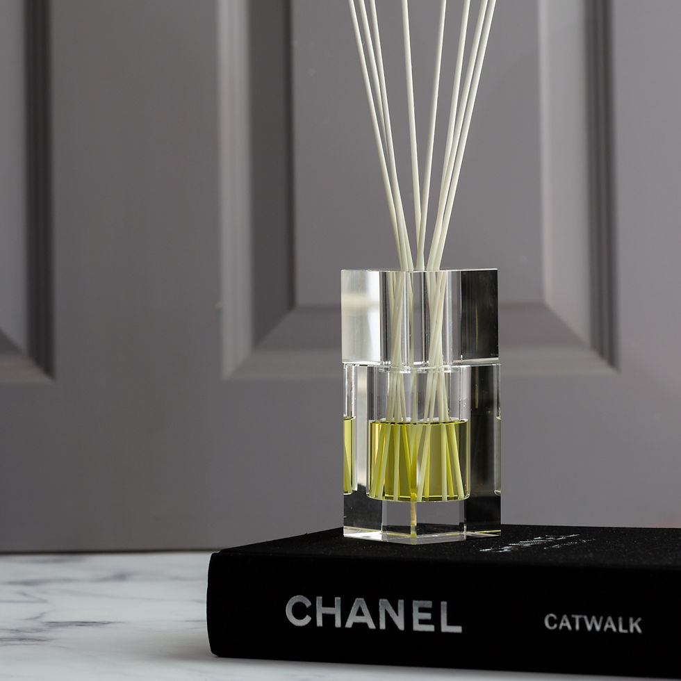 Thumbnail: Kristallen Diffuser- 'Amber Mahogany'- 140ml- in stijl