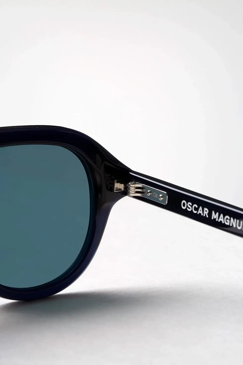 Miniature : oscar magnuson sidney deep ink