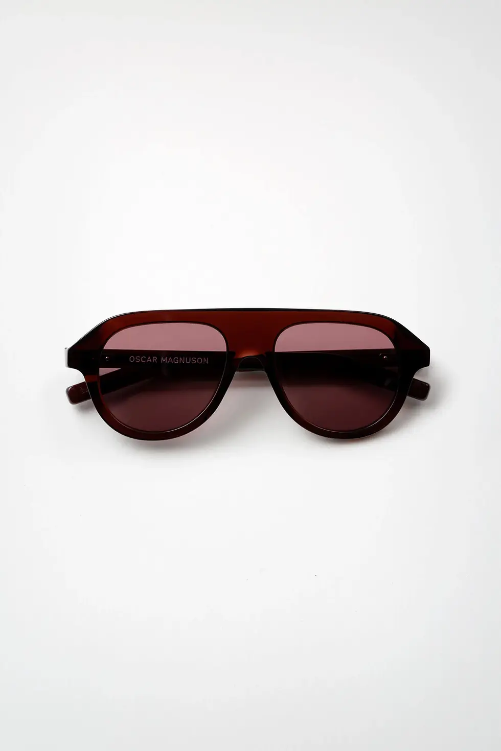 Oscar Magnuson Sidney Toga Red