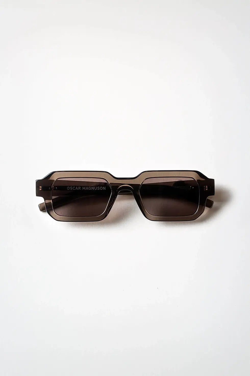 Lunettes de soleil oscar Magnuson damon OM7 smoke