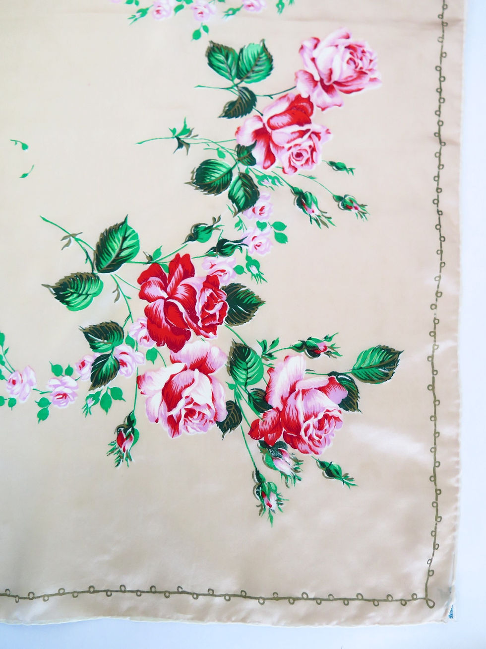 Thumbnail: Vintage 1940s Rose Print Silk Scarf