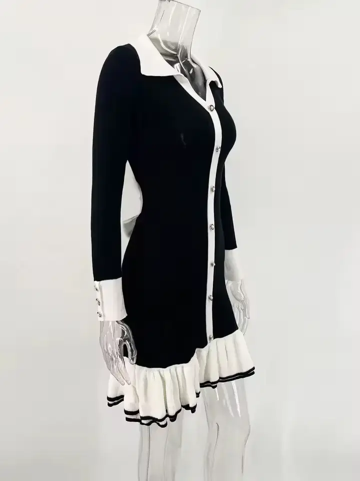 Sīktēls: Contrast Bow Knit Dress