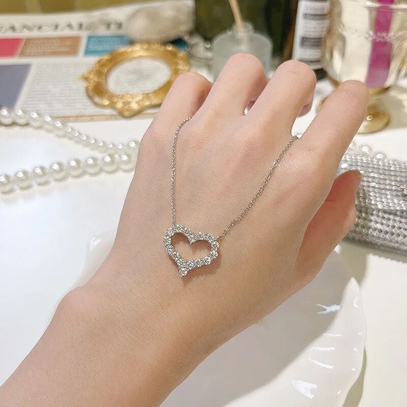 Miniaturebillede: Heart Shape Moissanite Diamond Pendant Sterling Silver 925 Necklace Jewellery