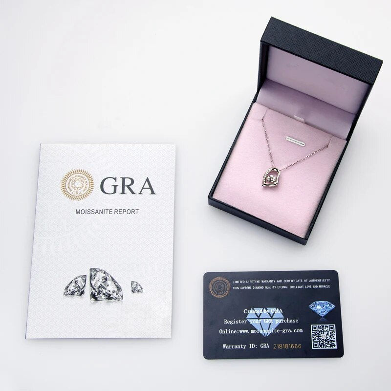 Küçük resim: Heart Dancing Moissanite Pendant Necklace Sterling Silver Jewellery