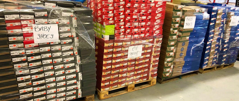 Miniature : Lot # 10 - Lot de chaussures pour enfants