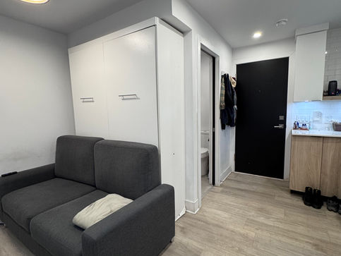 8950 Boul. Saint-Laurent, Montréal