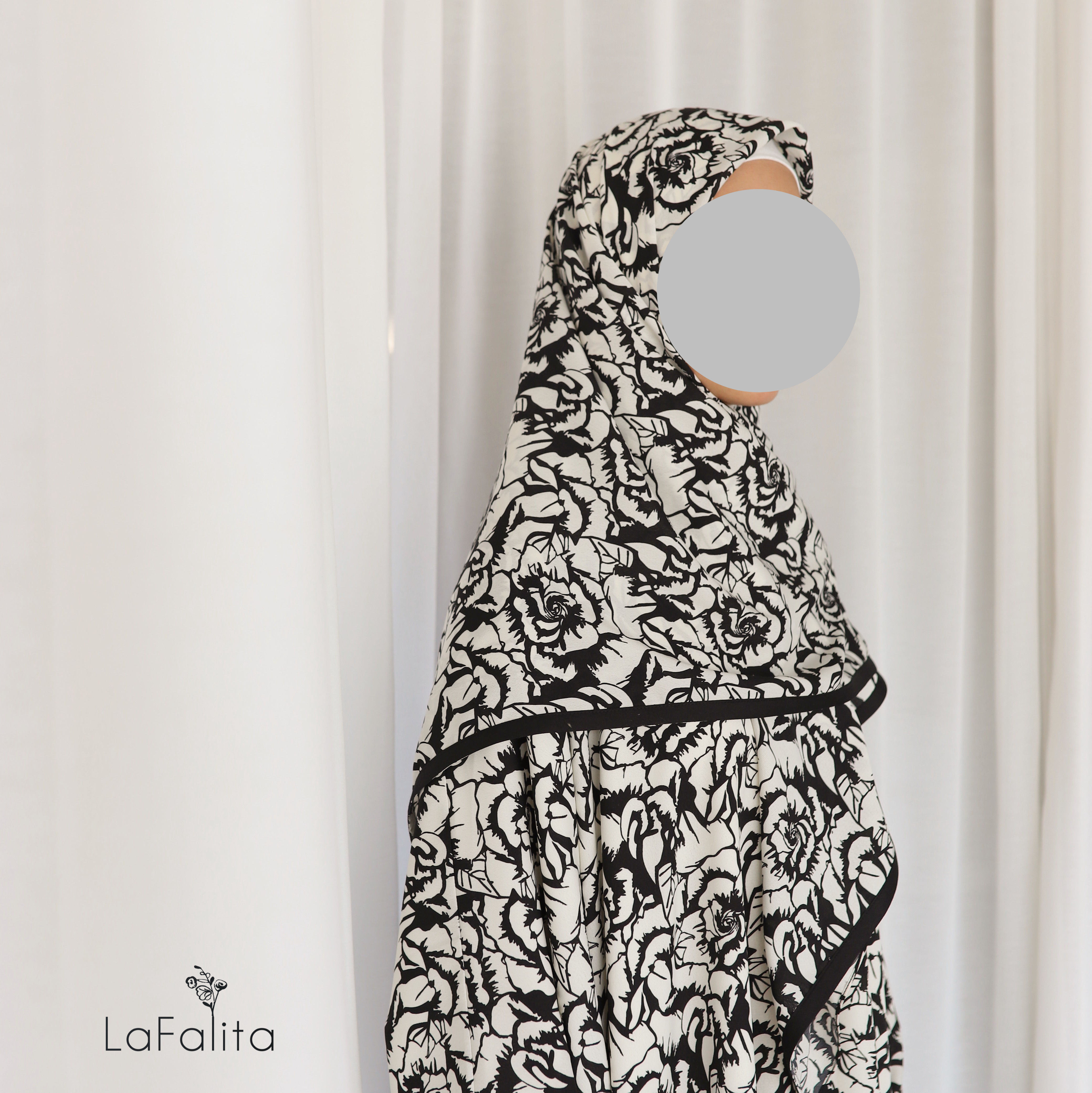 The Rose. SQUARE HIJAB - Black (3)