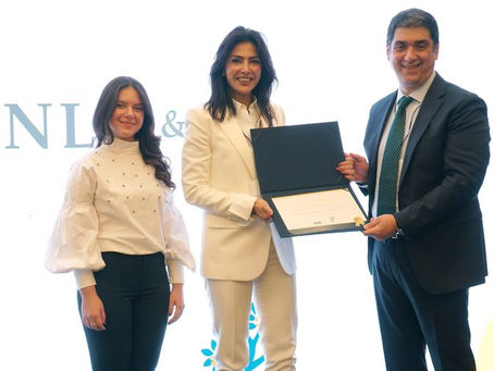 ÜNLÜ & Co'nun Kadınlarla Güçlendirilmiş Yönetim Kuruluna Özel Ödül