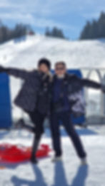 John-leggott-college-students-skiing